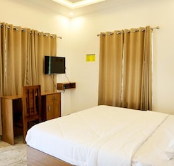 Deluxe Room 1