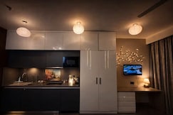 Modern Stay At Supernova Noida, Noida
