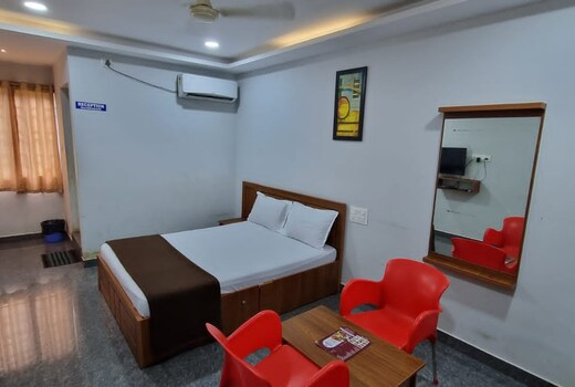 Hotel Udupi Garden