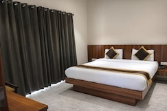 Hotel Shree Abhishek, Baramati