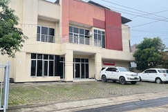 Hotel O Guest House Sae Madani, Tabalong