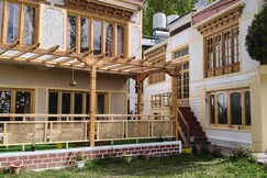 HOTEL NAMGYAL VILLA , Nubra Valley