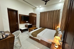 Hotel Shamsher Bagh, Pathankot