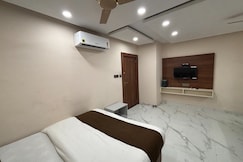 Hotel Golden Time