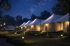 Praveg Tent City Brahma Kund Ayodhya, Basti