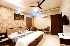 THE SEVEN SKY - By Sky Hotels & Homestays, Barnala