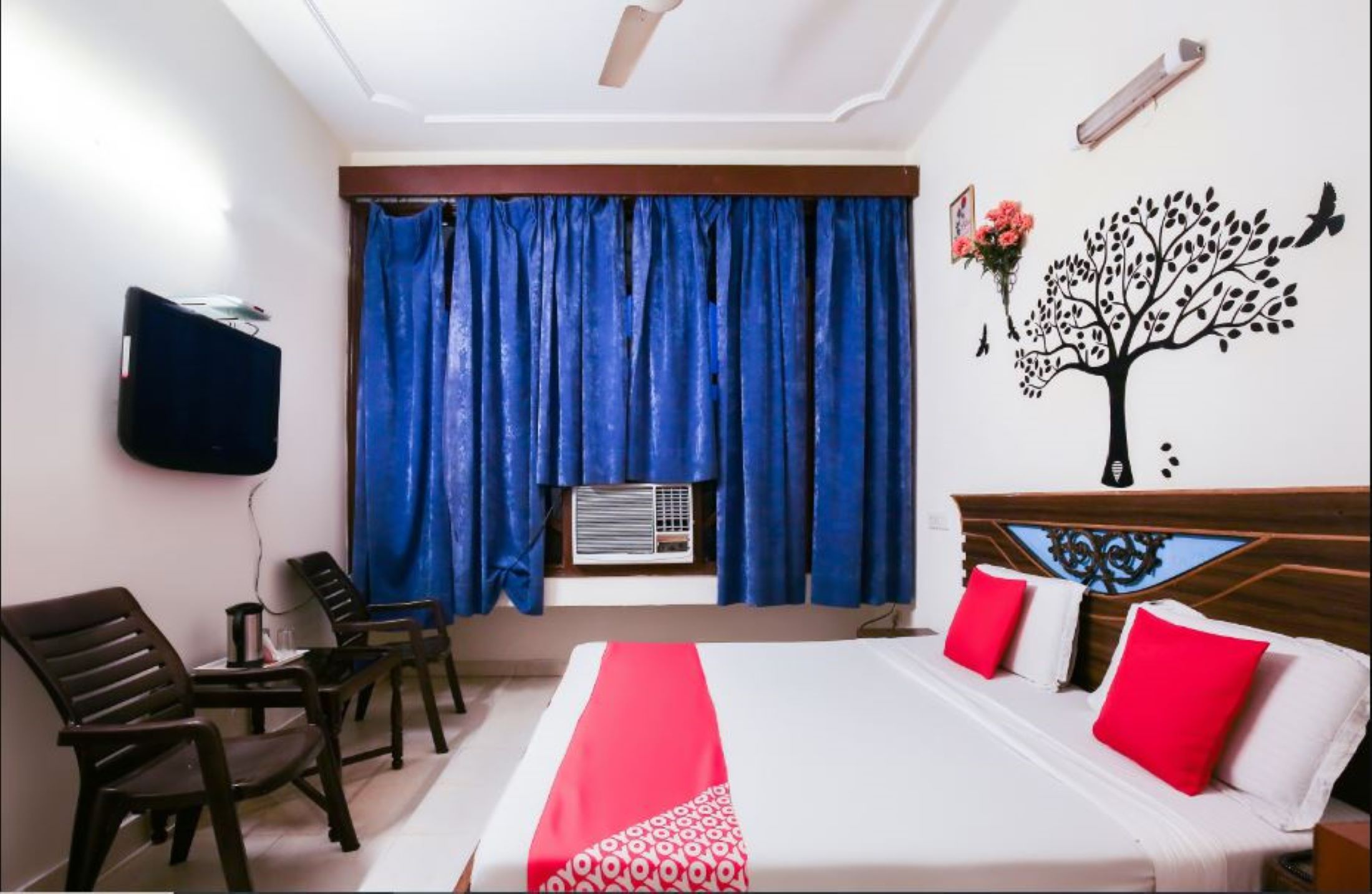 HOTEL SRI ARUNACHALA RESIDENCY - Tap to explore photos