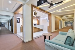 Hotel SR Radhey KIM, Zankhvav