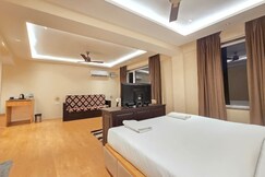 Hotel The Polo, Srinagar