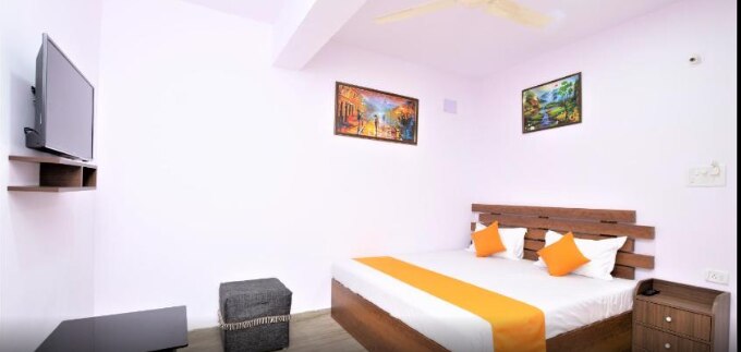 Aarav Service Apartments - Tap to explore photos