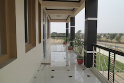 Shree Vishvakarma Resorts & Marriage Garden, Pilani