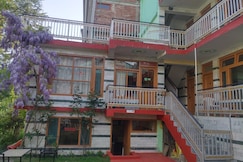 Up Country Lordge, Manali