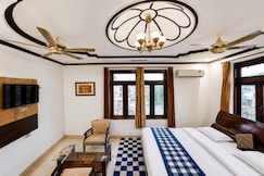 Hotel Friends, Haldwani
