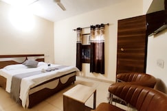 THE WATER FRONT - A Budget Homestay By Organica Group, Ludhiana
