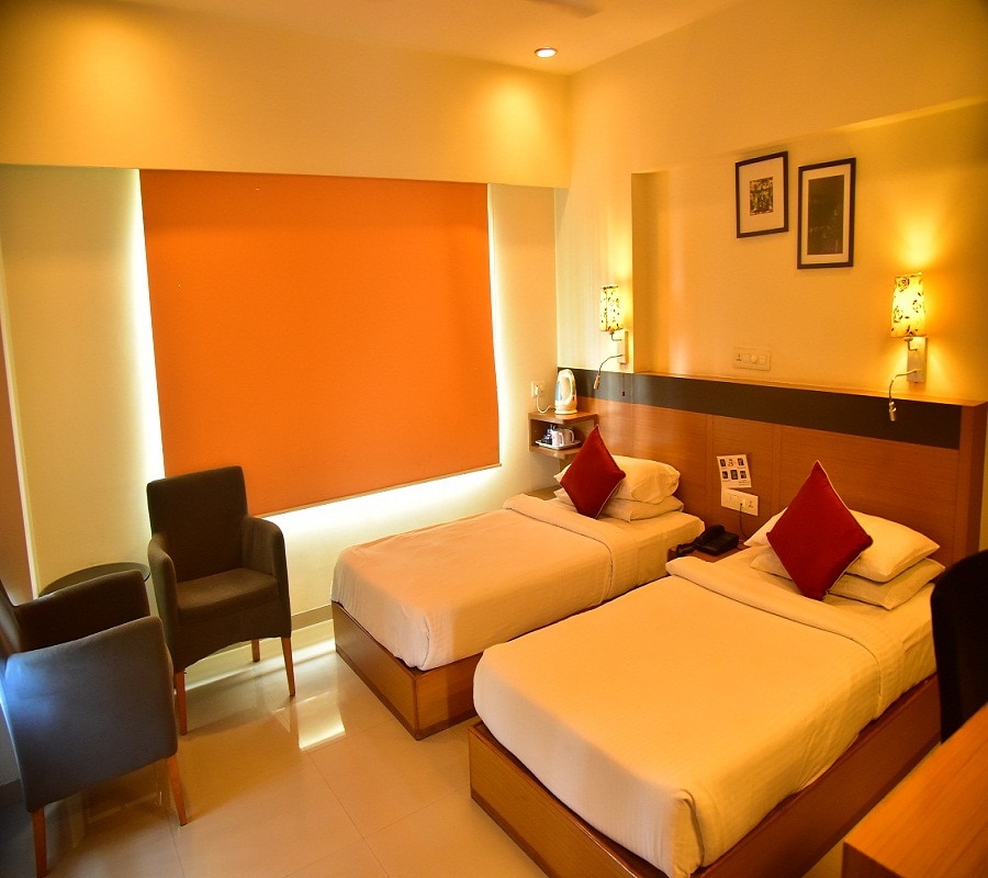 Hi 5 Hotel & Experience - Tap to explore photos