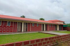 Hotel Nakshatra Resort, Kolhapur