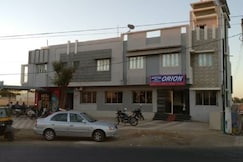 hotel orion, Gandhidham