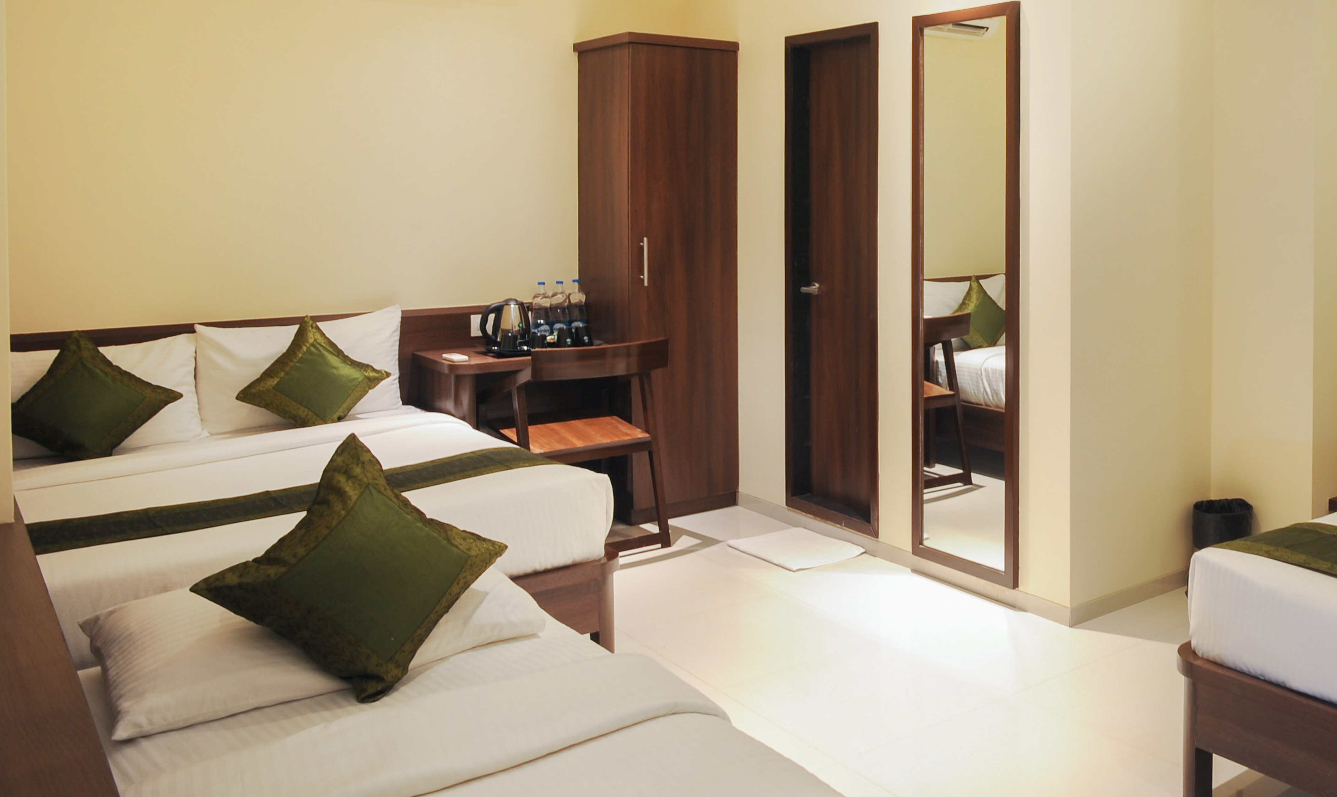 Treebo Balaji Residency, Kolhapur 4