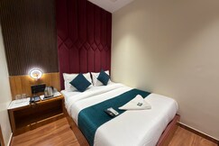 Hotel Swiss Palace, Thane