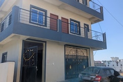 Hotel De Anmol Suites, Ranchi