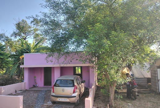 Tiru Arunachala Village House