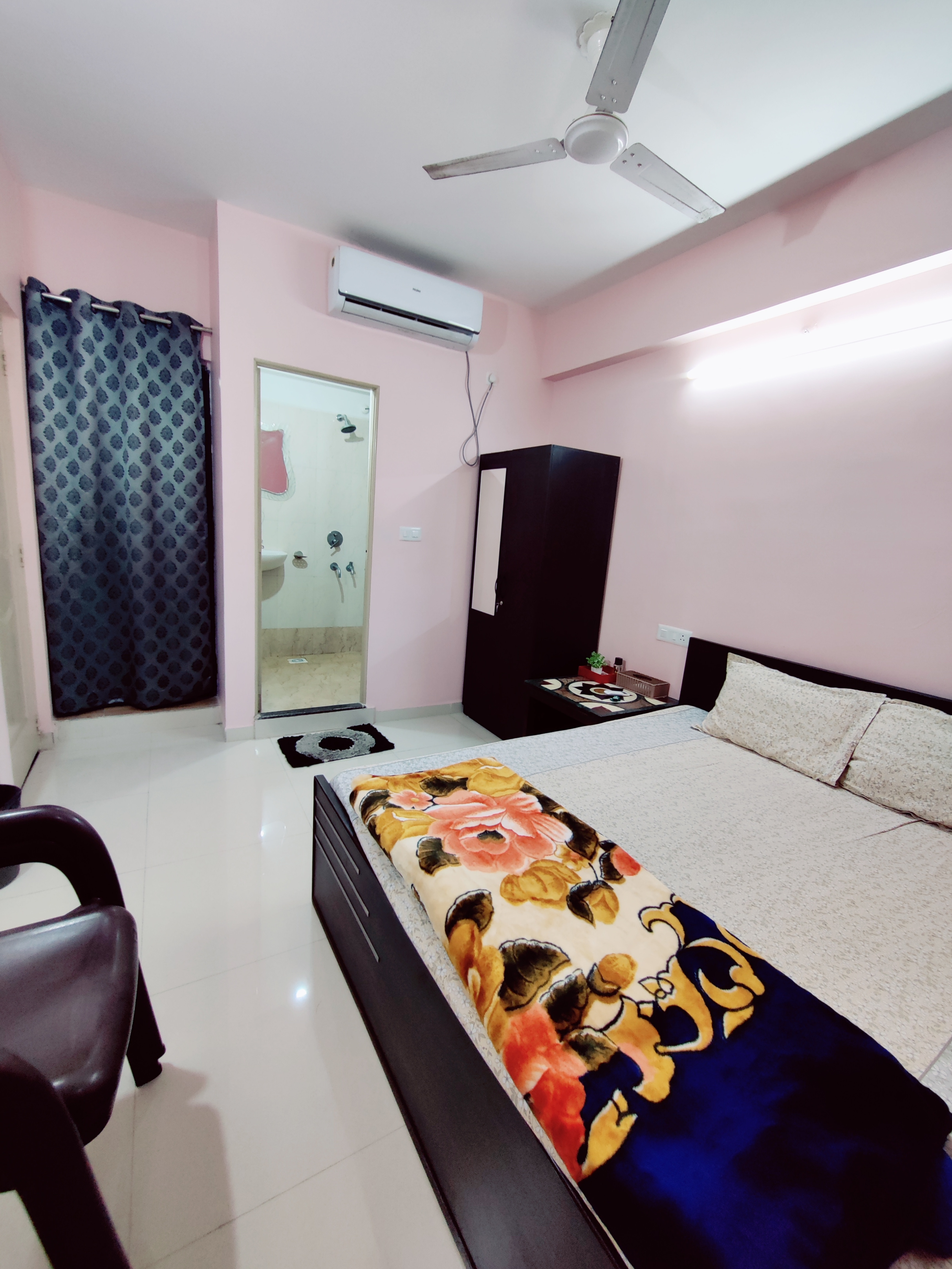 Mi Casa - Comfortable 1BHK with scenic Beauty - Tap to explore photos