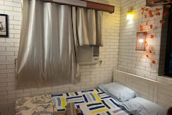 Room at the sea, Mumbai
