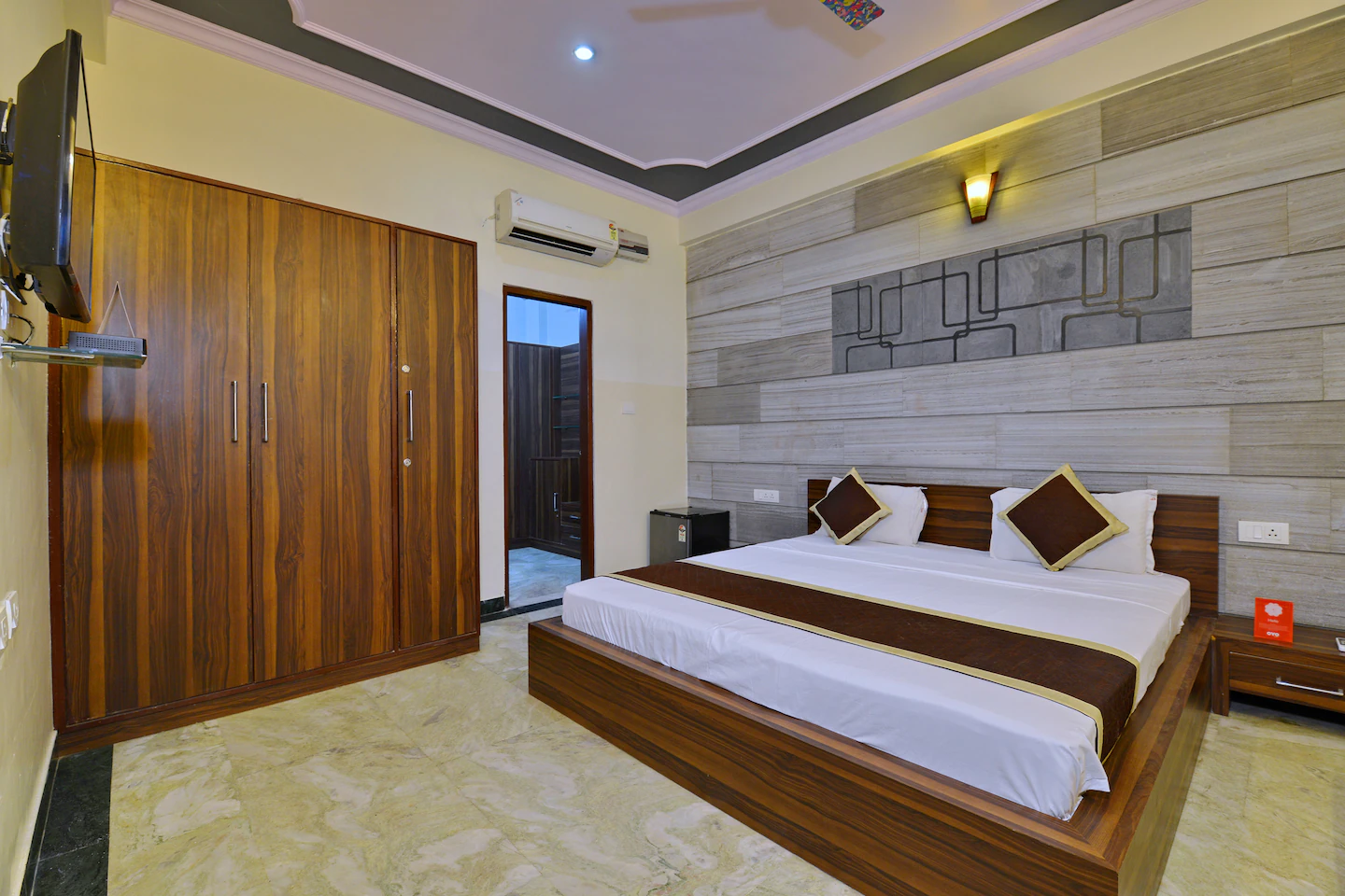 Hotel Comfort Inn  Near Jawahar Circle, Jaipur