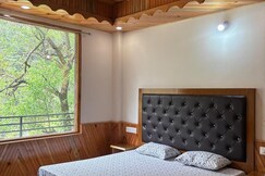The Pine View, Kasol