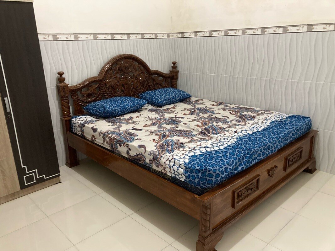 OYO Homes 91136 Desa Wisata Dalegan - Tap to explore photos