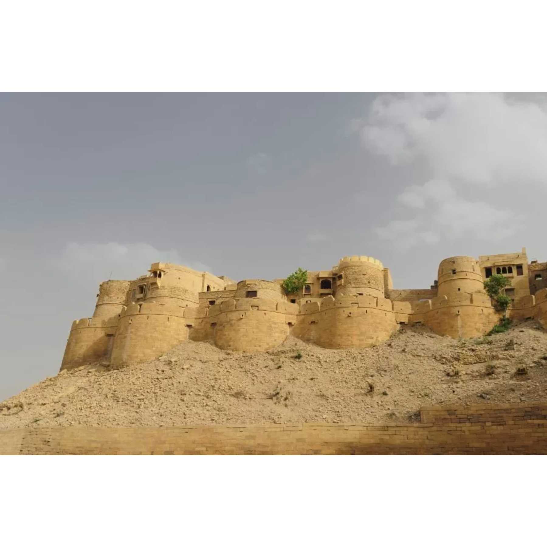 Hotel Jaisalmer - Tap to explore photos