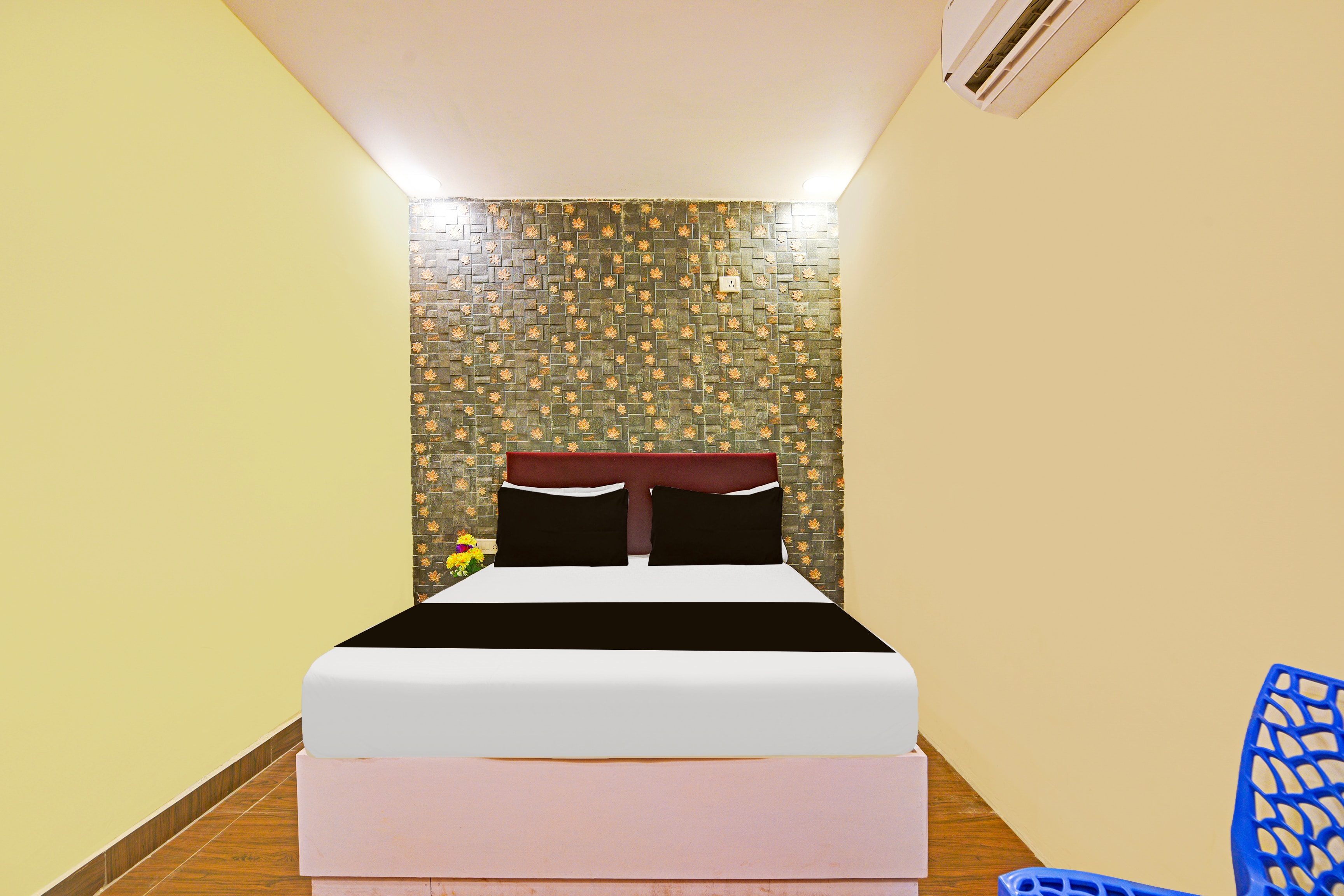 Hotel O Dhaba 51 Mile Stone - Tap to explore photos
