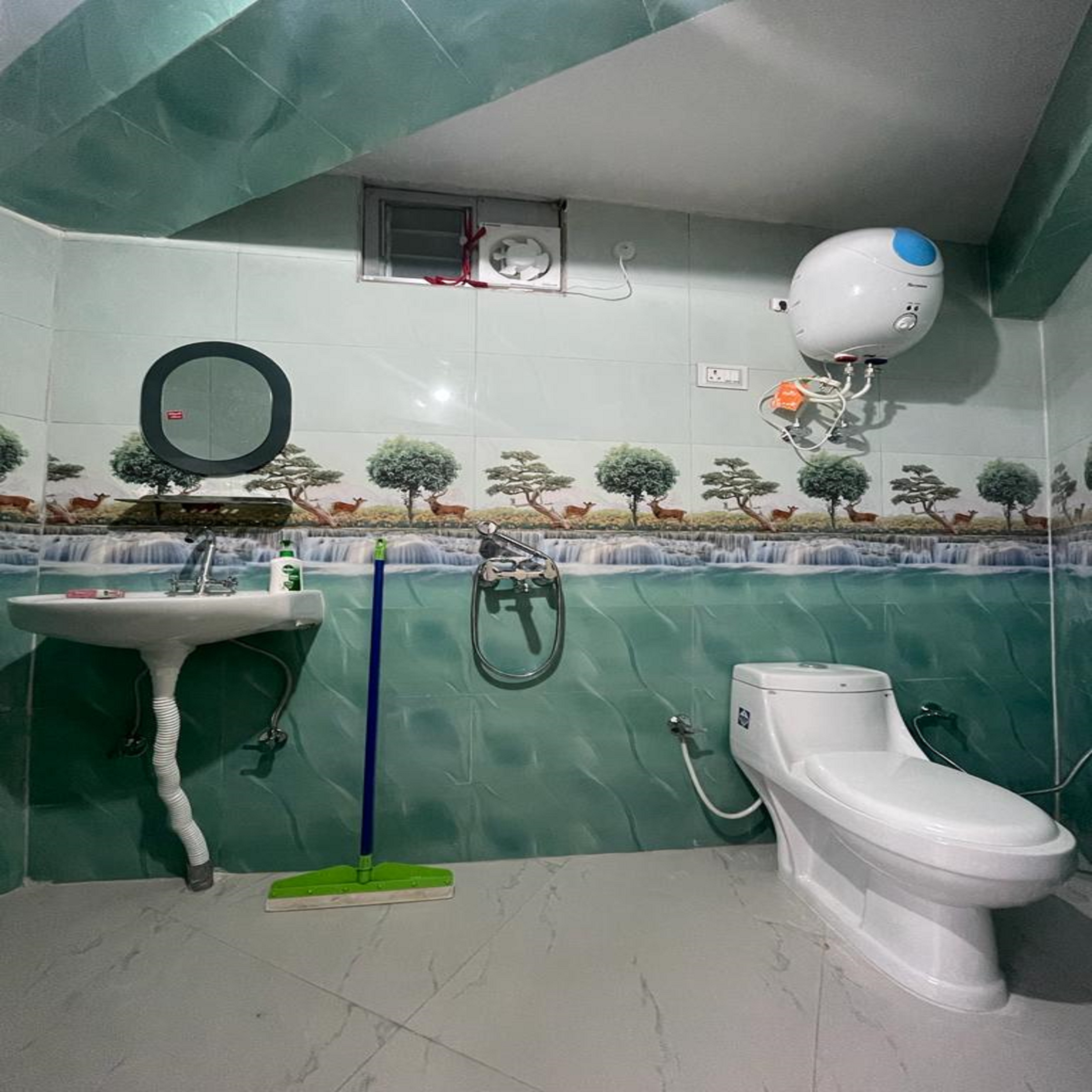 Shanti Kunj Homestay - Tap to explore photos