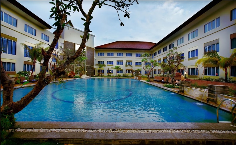 Aston Tanjung Pinang Hotel & Conference Center - Tap to explore photos