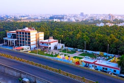 The Grand Astoria Somnath By Shivalaya Darshanam, Somnath