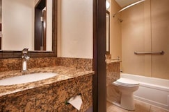 Best Western Plus Tree House, Coos, Oregon