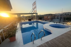 Hotel Golden Heritage Dapoli, Dapoli