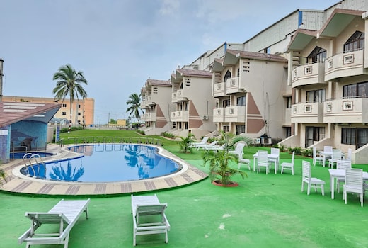 Hotel Sagar Tarang (Berries Group)