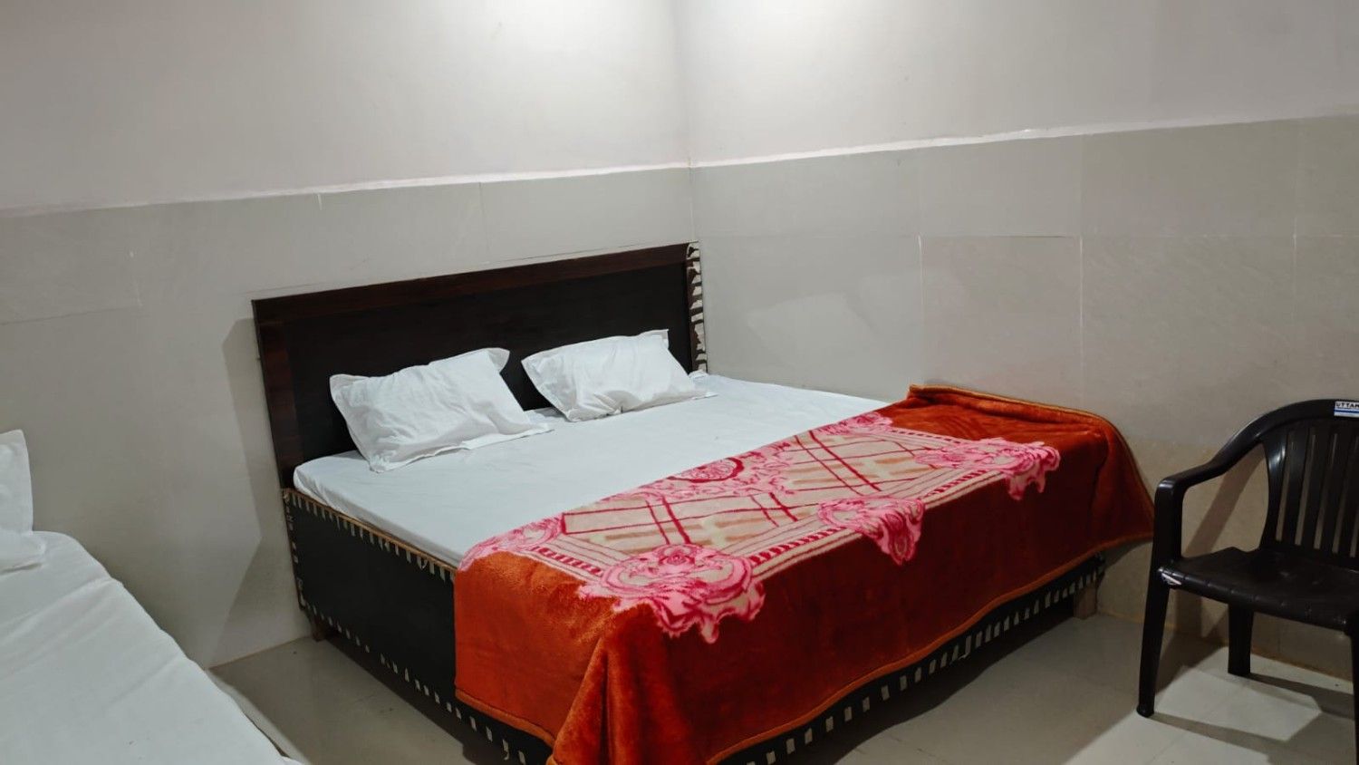 krishan kripa dham - Tap to explore photos