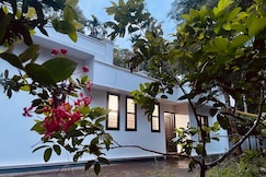 Jungle Meadows Service Villa, Wayanad