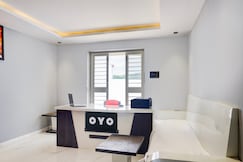 Hotel O Jeevan Restaurant & Lodging, Rajgurunagar