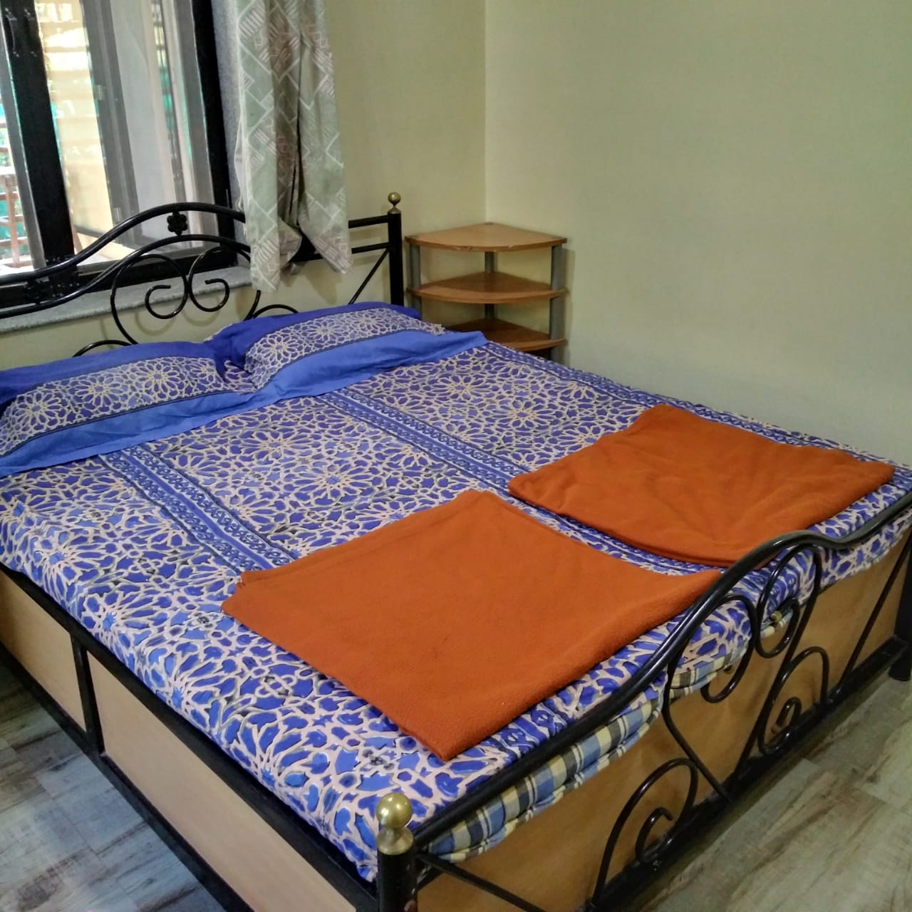 Spacious & Cozy Cottage in the heart of Lonavala - Tap to explore photos