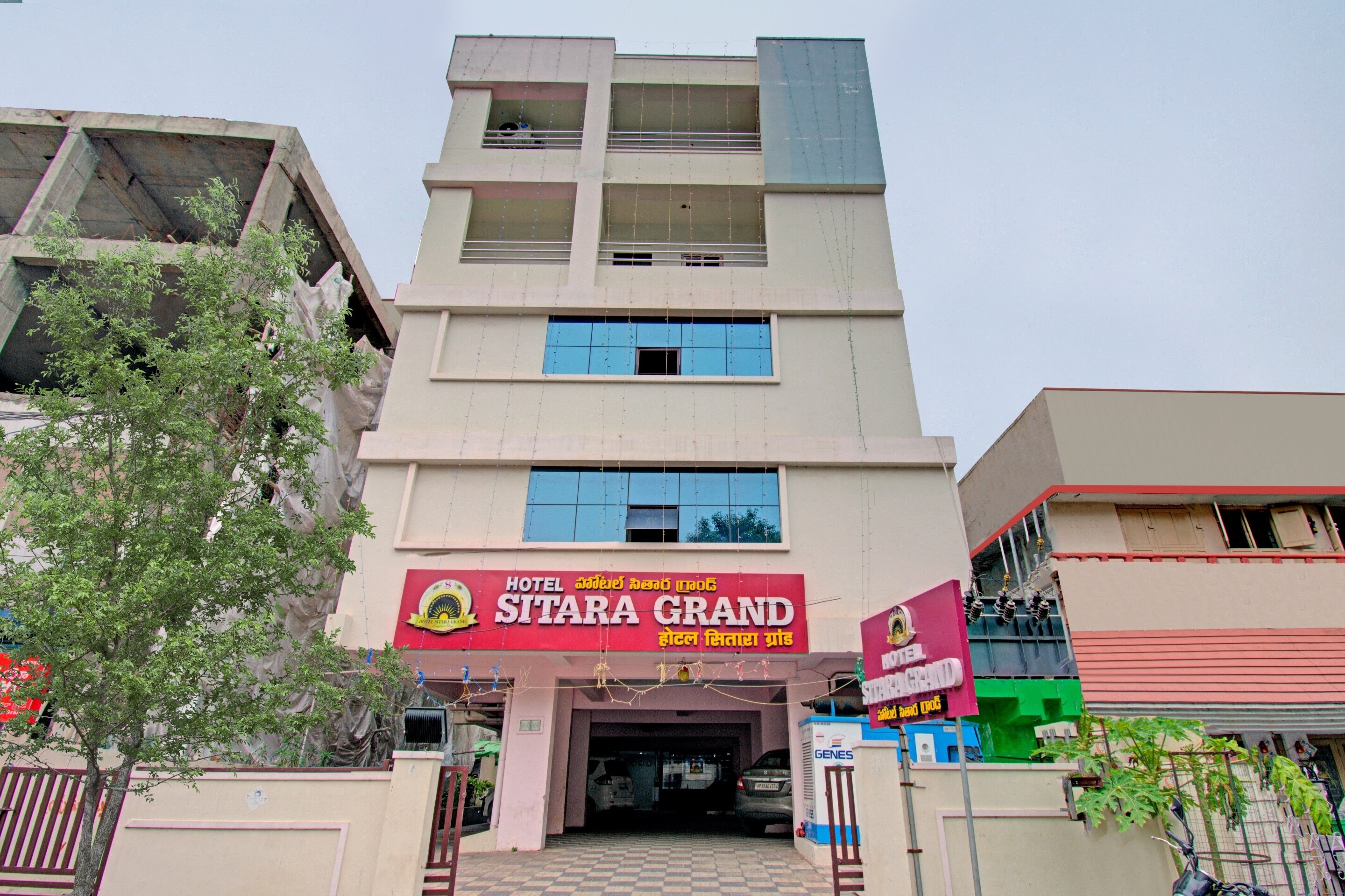 Hotel O 80823 Hotel Sitara Grand - Tap to explore photos