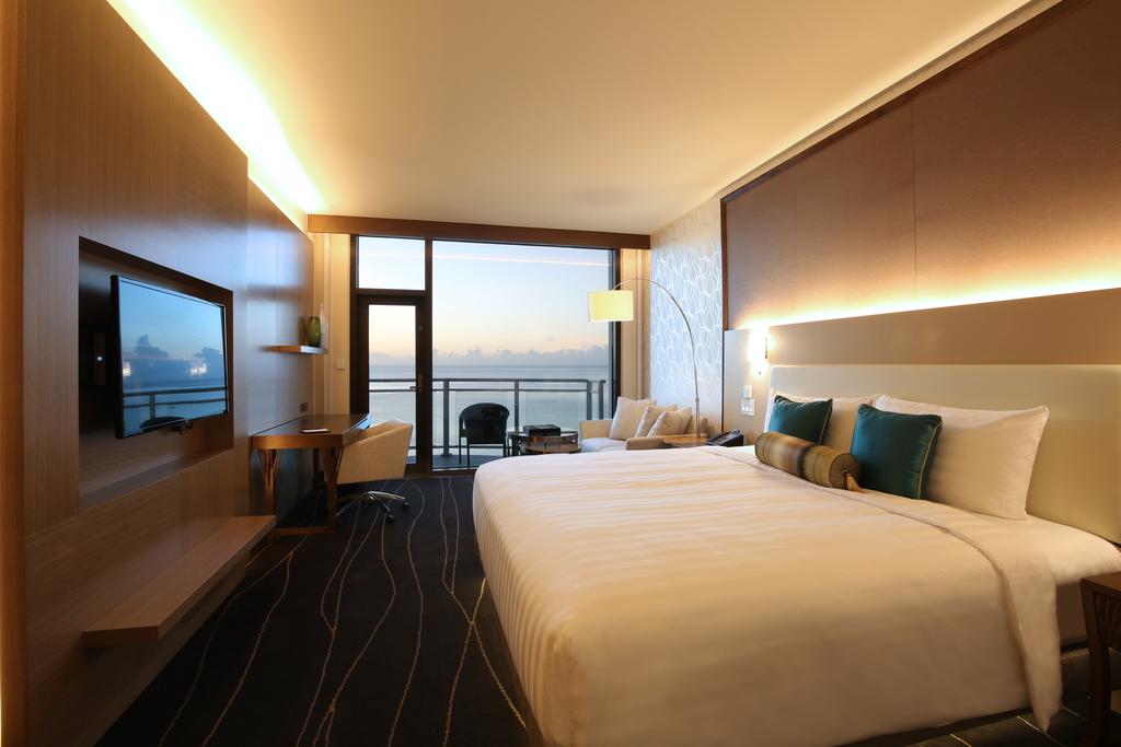 Dusit Thani Guam Resort - Tap to explore photos