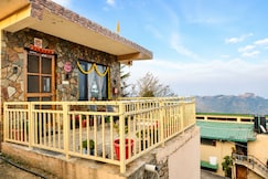 Safarnama in Himalayas homestay 1BR By Homeyhuts, Mukteshwar