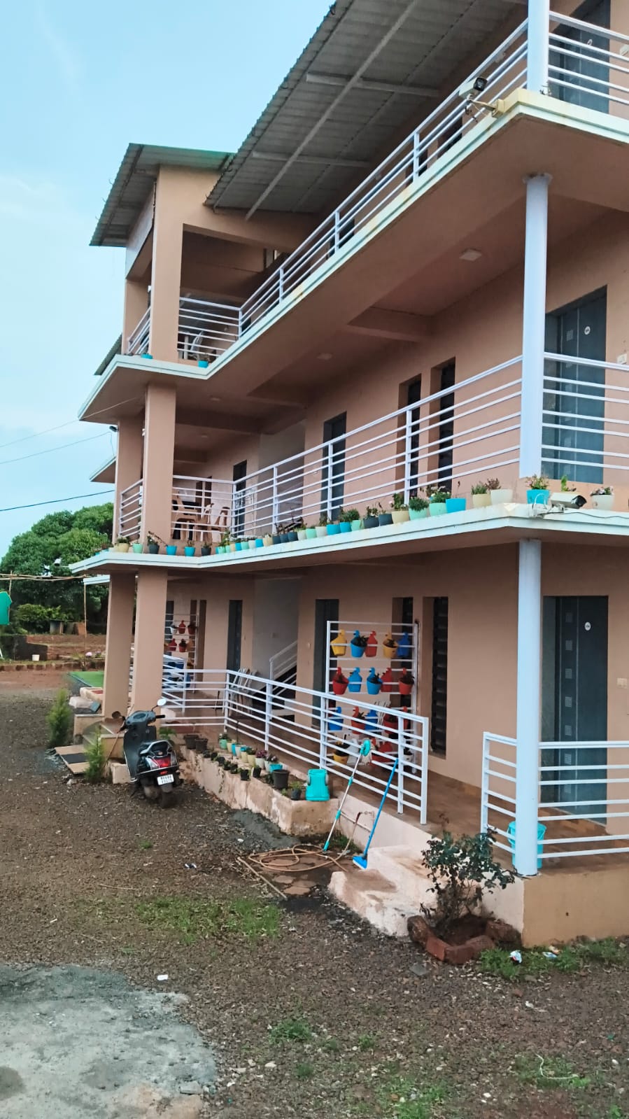 Panchgani Palace - Tap to explore photos