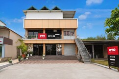 Hotel O Uttaranchal University Dehradun, Dehradun