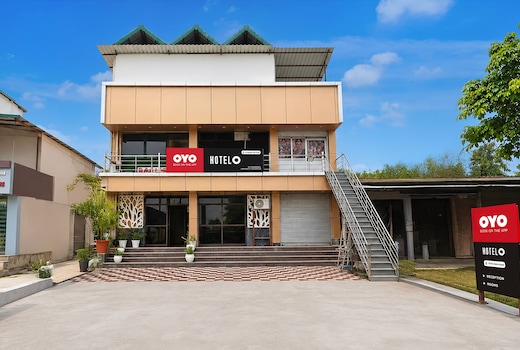 Hotel O Uttaranchal University Dehradun
