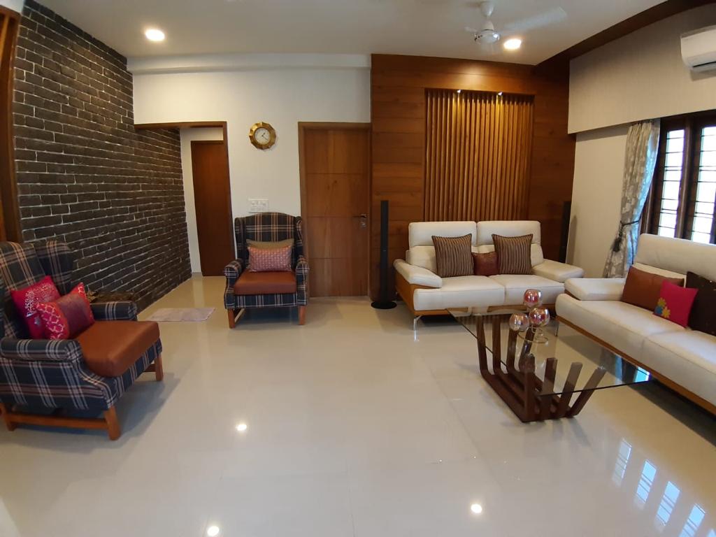 The Penthouze | 4 BHK Service Apartment - Tap to explore photos