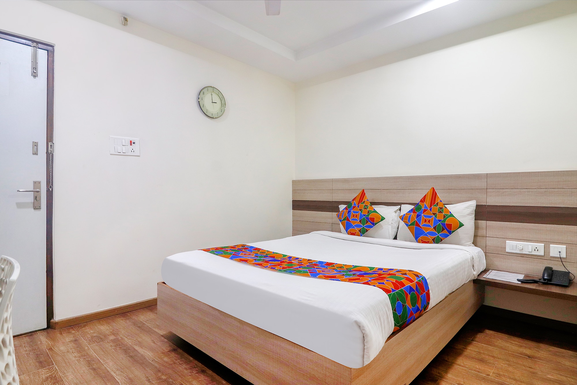 FabHotel Pride Inn Financia - Nr DLF Cyber City, Gachibowli - Tap to explore photos